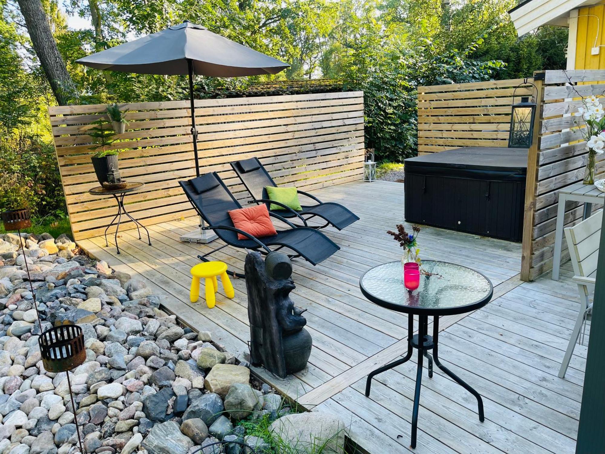 Villa Lillgarden With Sauna And Jacuzzi Норчёпинг Экстерьер фото
